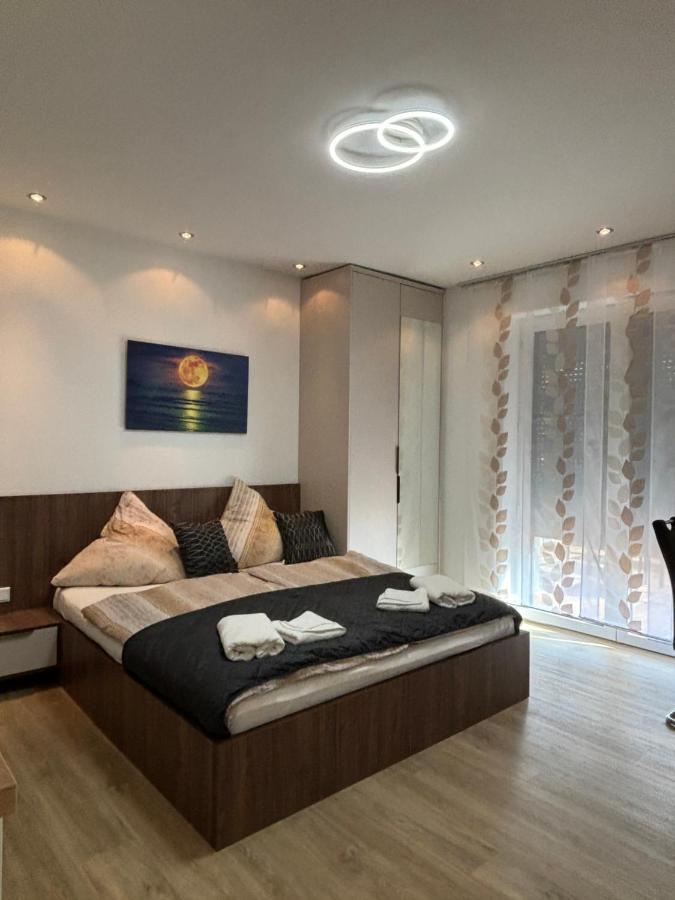 Lenti Duesseldorfer Apartment'S ภายนอก รูปภาพ