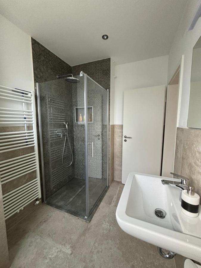 Lenti Duesseldorfer Apartment'S ภายนอก รูปภาพ